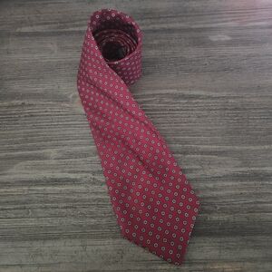 Christopher Hayes Classic Men's Red Floral Patterned Silk Tie Made In Italy